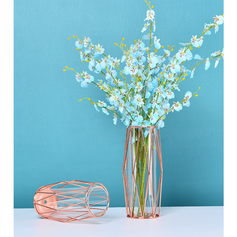 Briora Nordic Diamond Shaped Glass Vase