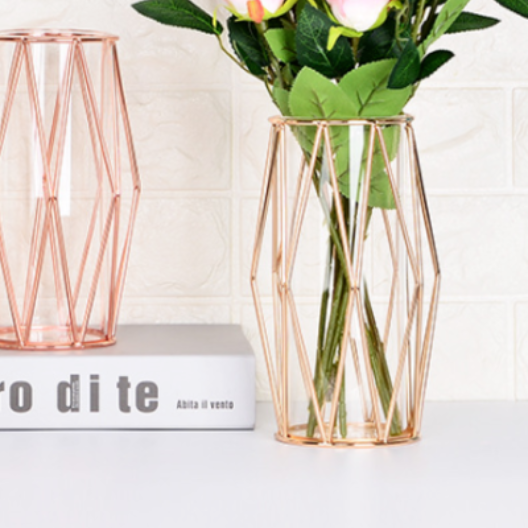 Briora Nordic Diamond Shaped Glass Vase